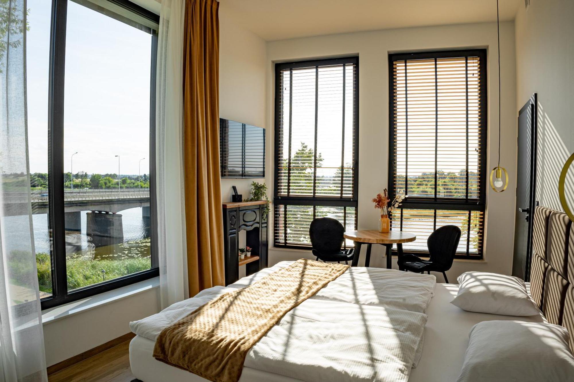 Spichlerz Malbork Apartment ภายนอก รูปภาพ